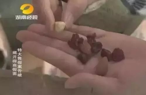 成本仅2块！你在朋友圈买的网红食品可能全是假货