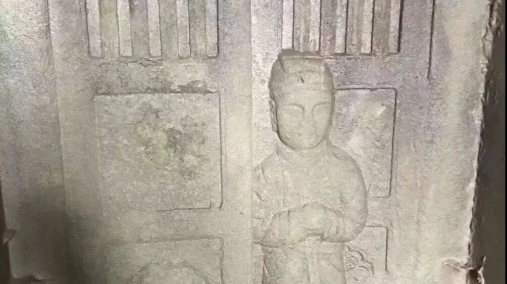 下午，自贡五金城工地上发现疑现宋代古墓！里面有·····附现场视频