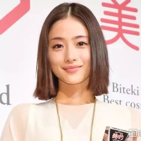 小出惠介最终“不起诉处分”,石原里美入选殿堂级“最想拥有的颜No.1” | 今日资讯