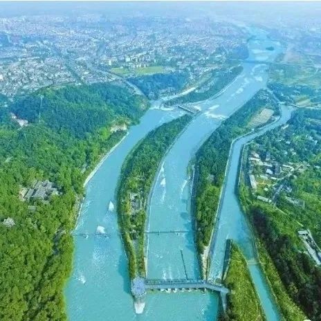 都江堰：全力打造世界级休闲旅游胜地