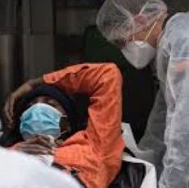 46岁移民到医院求救，被送回家，48小时后死于新冠
