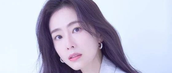 [双语阅读]韩国艺人洪秀贤宣布结婚
