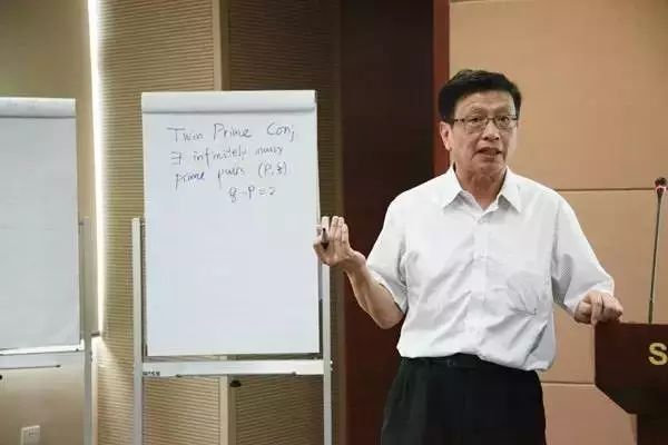 北大尖子生留学被坑,沦为外卖小哥,直到58岁时他却震惊了世界