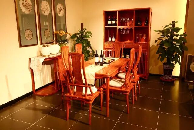 红木收藏，玩的是文化,而不是土豪的任性!