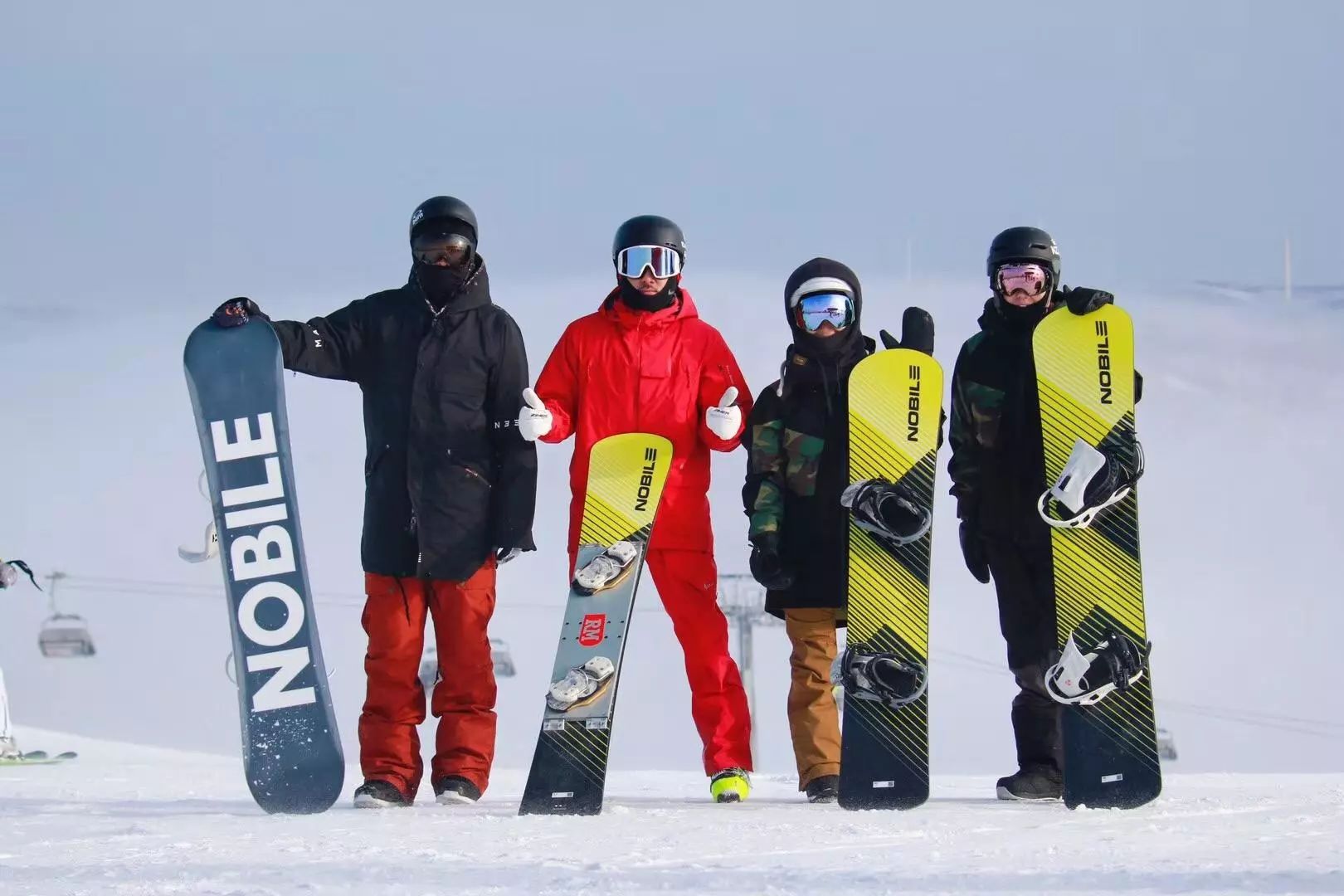 易车号 > 正文   雪板,固定器,雪鞋 滑雪板和固定器的选择,可谓博大精