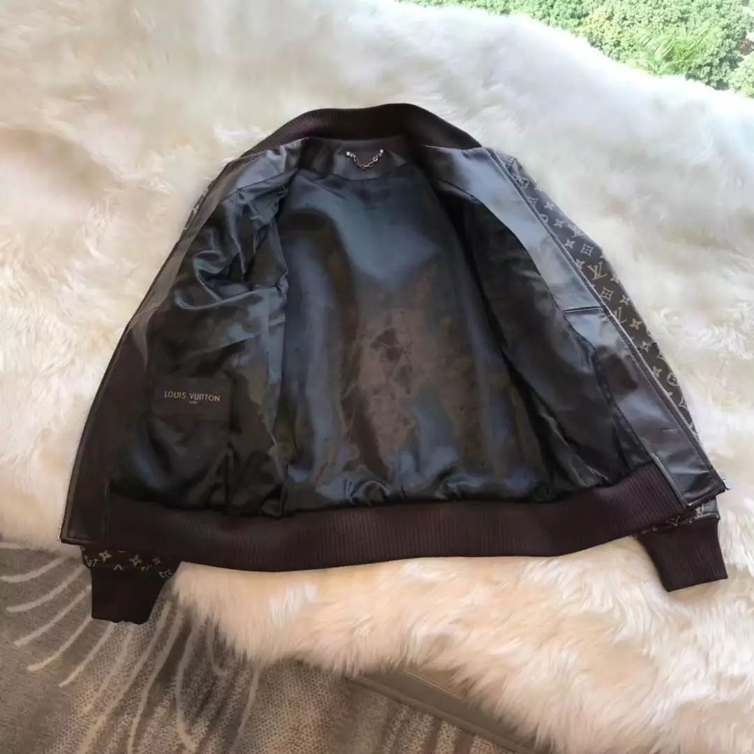 lvsupreme联名款情侣款皮衣