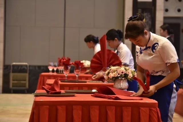 温泉服务技能 ,车辆指挥及消防实操技能,中餐宴会摆台技能,盘花摆盘