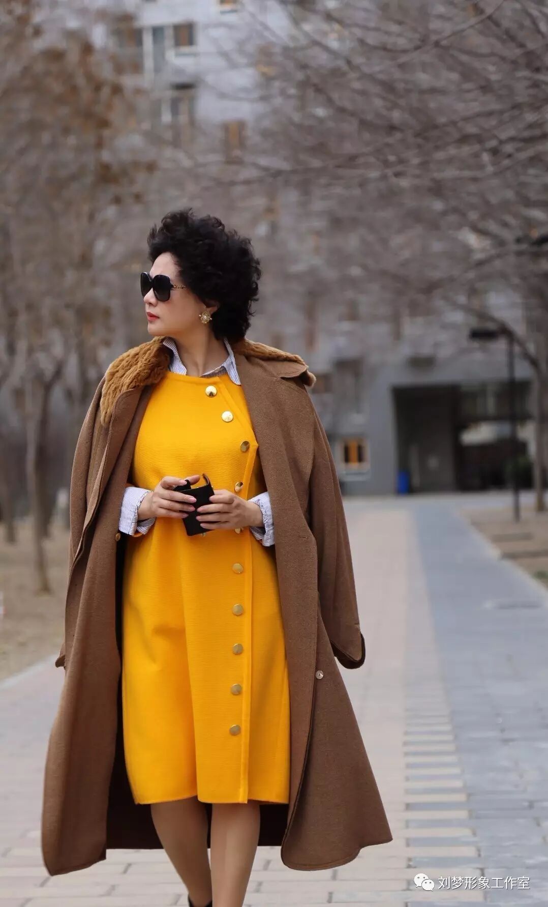 黄色对冲色是什么_黄色cmyk色值表_黄色互补色