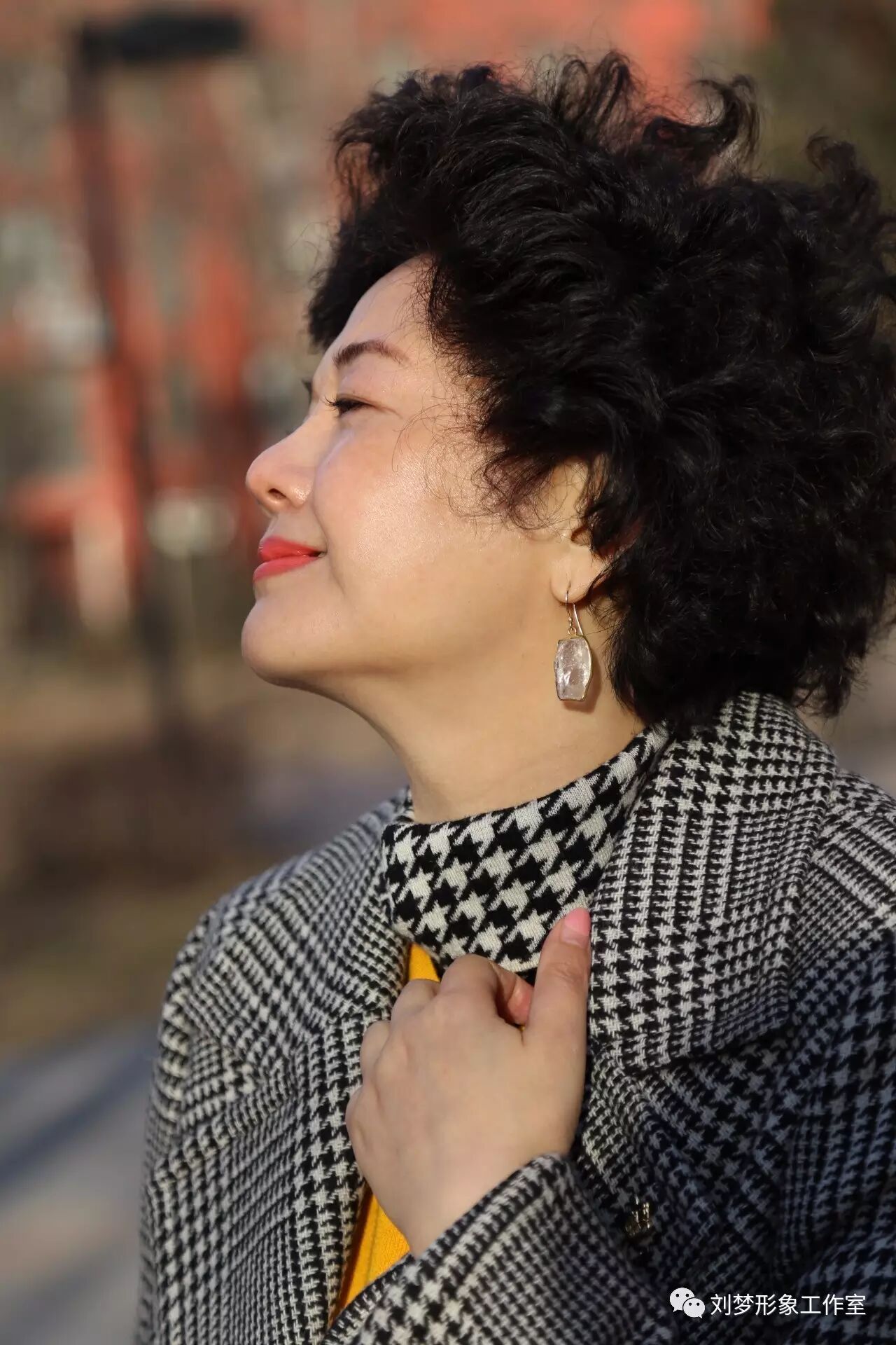 黄色对冲色是什么_黄色互补色_黄色cmyk色值表