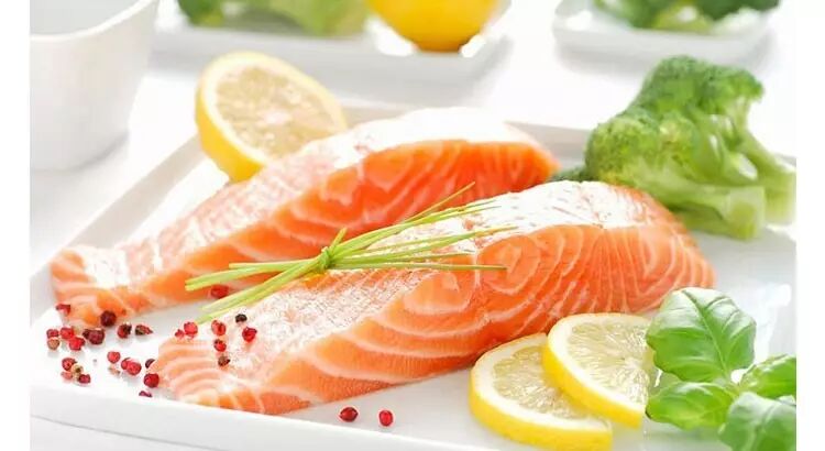 岳灵生发坚持吃鱼肉