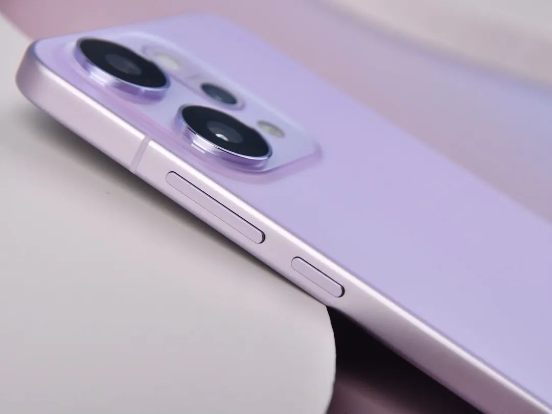 OPPO Reno14 Pro全面评测：记录鲜活这一刻