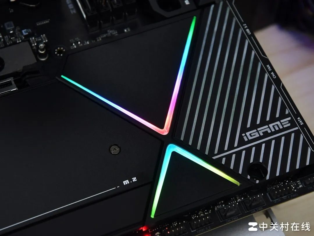 iGame Z890暗黑火神主板评测 七彩虹三千元价位旗舰主板我觉得很值