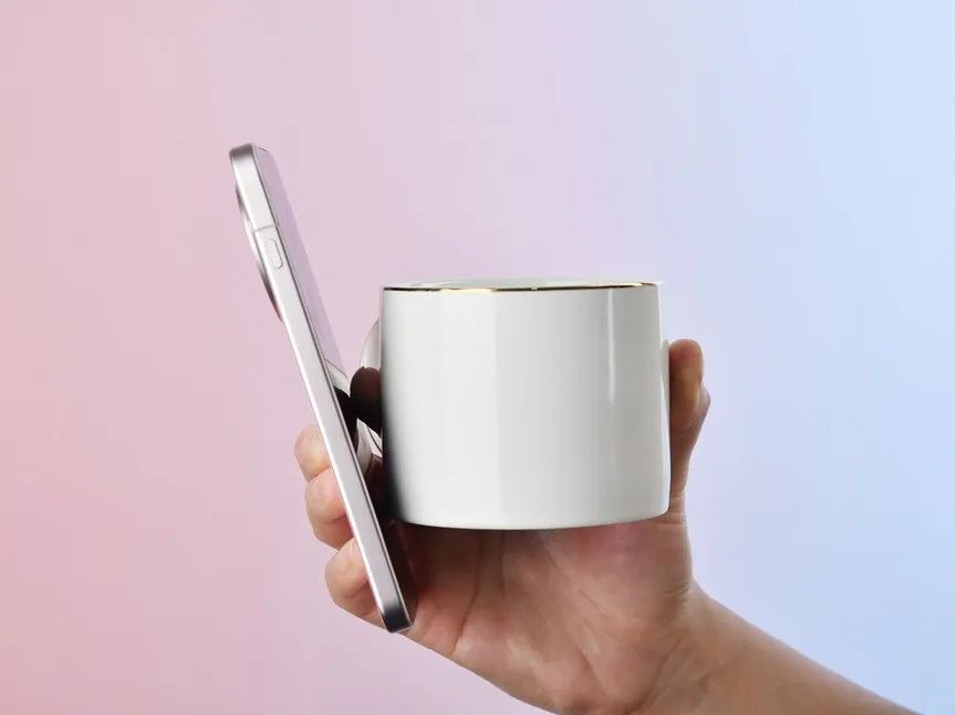 全新OPPO Find X8系列开箱上手：全系直屏，打造趁手称心好体验