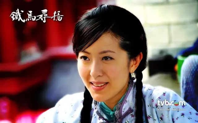 TVB视后罕见深V露事业线!曾被3个渣男耽误13年!