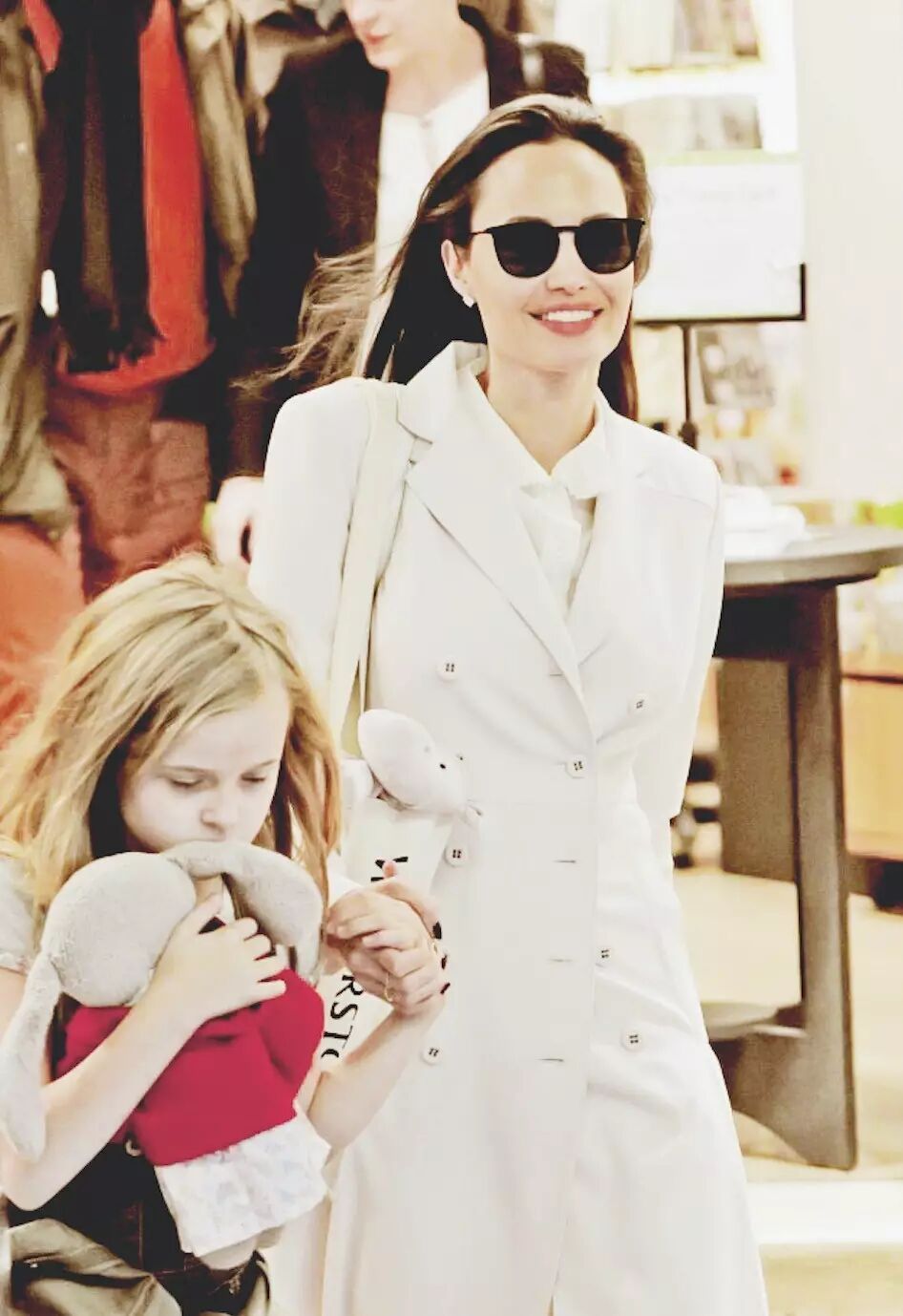 安吉丽娜·朱莉又要婚了 敢于放弃的女人只会更美