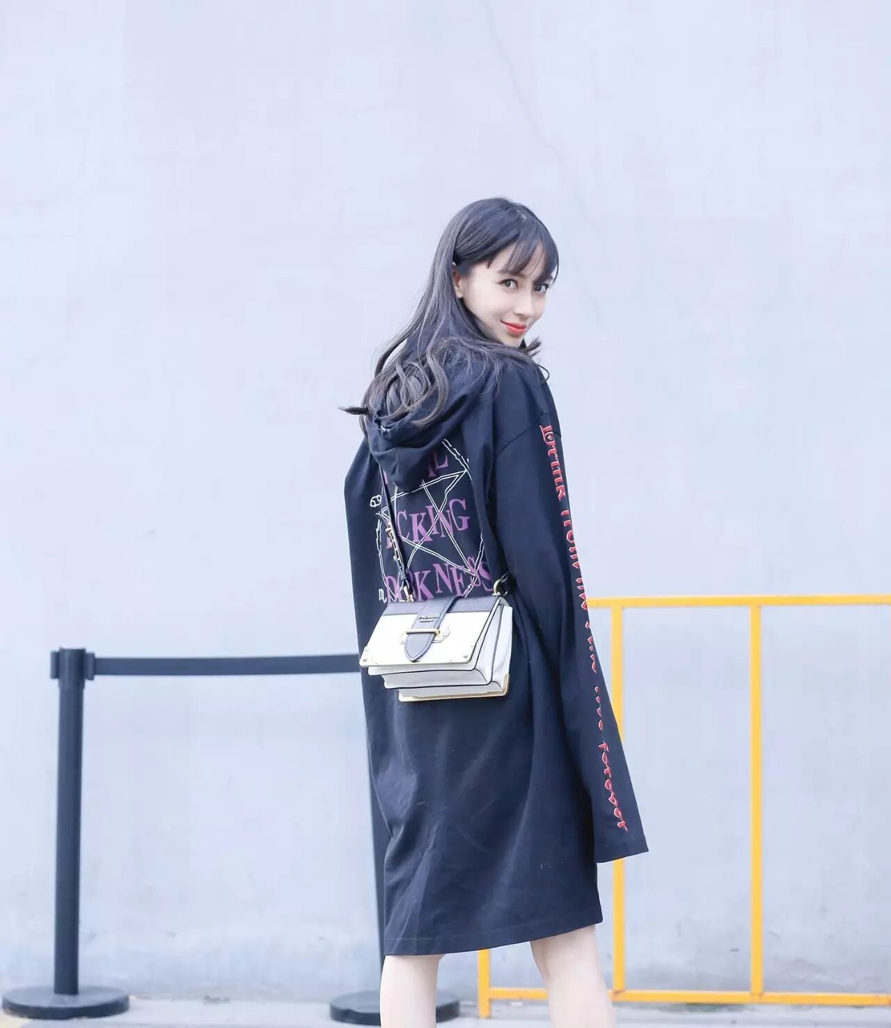 奶茶帮刘强东代言的京东时尚 Gucci,Prada都哭了