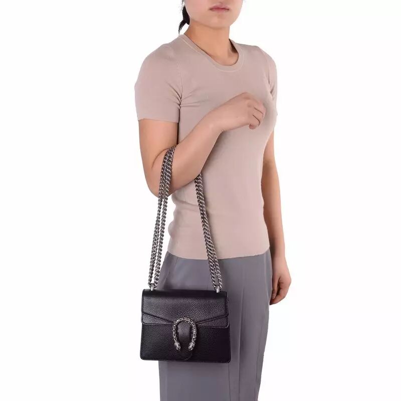 奶茶帮刘强东代言的京东时尚 Gucci,Prada都哭了