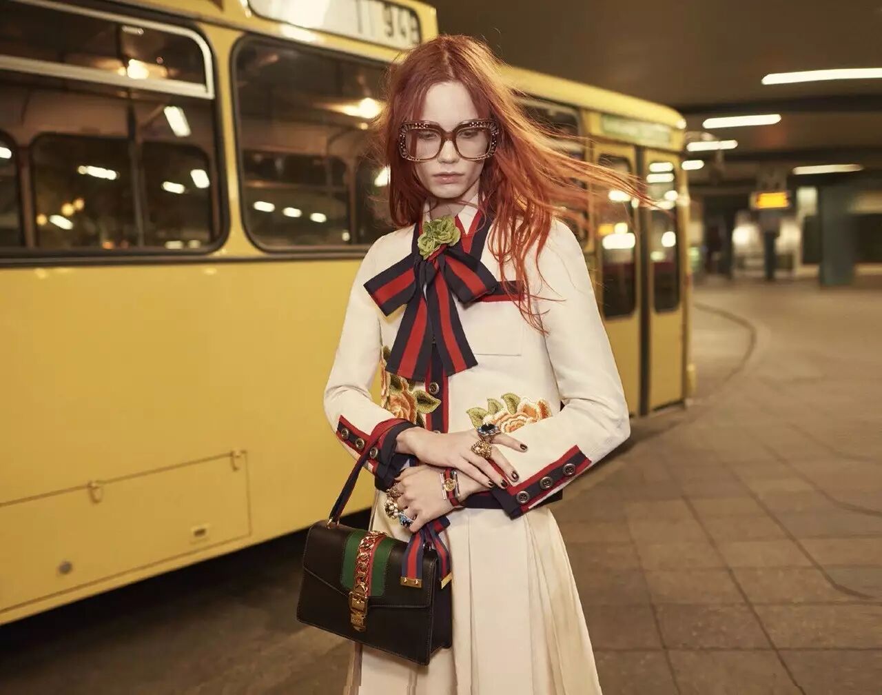 奶茶帮刘强东代言的京东时尚 Gucci,Prada都哭了