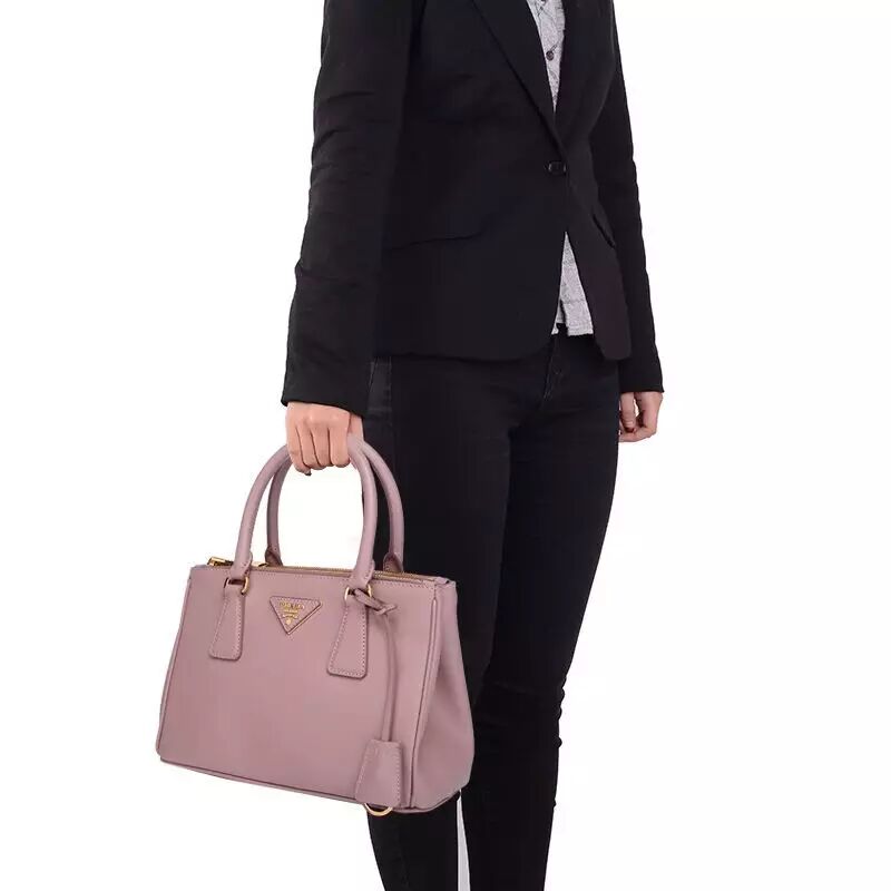 奶茶帮刘强东代言的京东时尚 Gucci,Prada都哭了