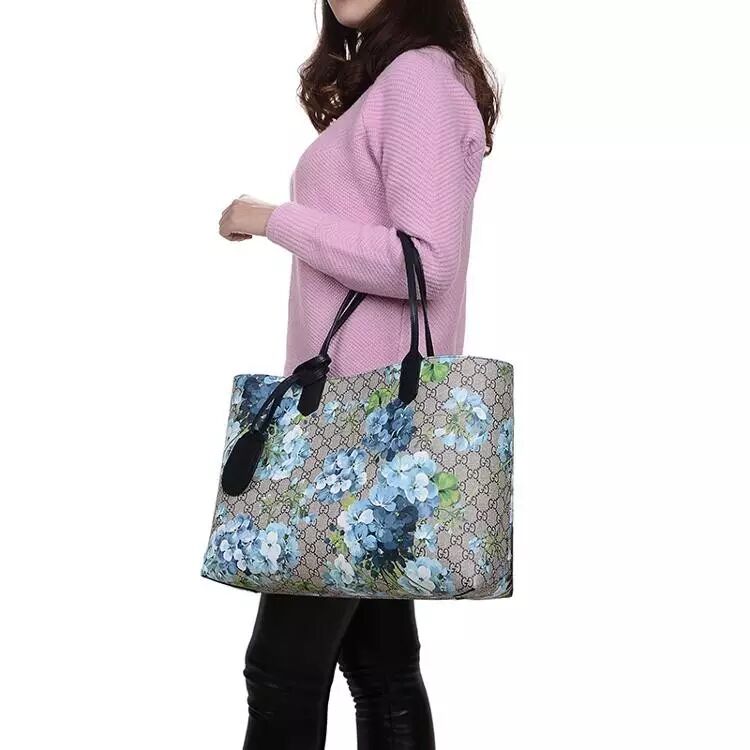 奶茶帮刘强东代言的京东时尚 Gucci,Prada都哭了