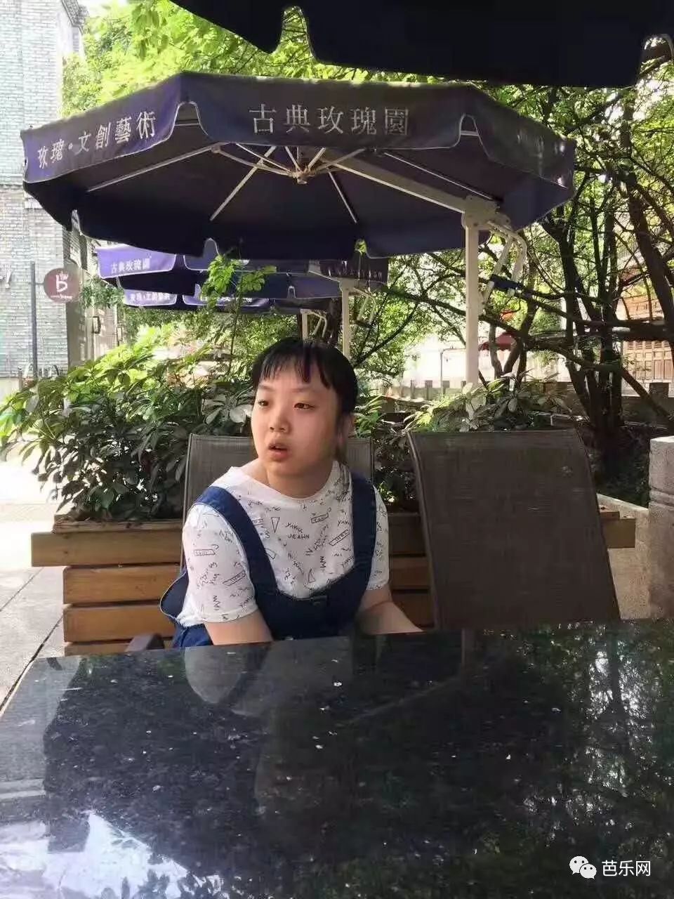 从走失女孩亲人了解到最新信息