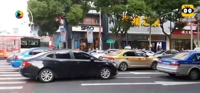 �����з����ƽ������������н������궯������