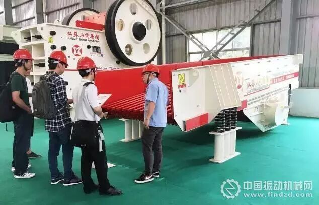 真没想到（振动筛横梁断裂）破碎振动筛，(图8)