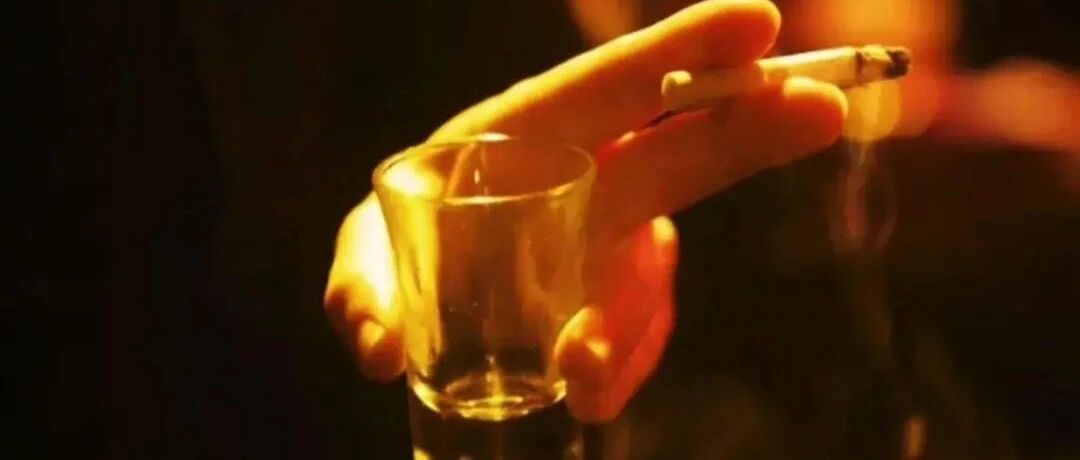 诺丽果酵素：更关心您的肠胃解酒良方，肝脏卫士，源自大自然的守护！