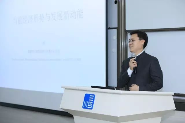 长江商学院总部在哪个城市_长江商学院是几本_长江商学院在哪里