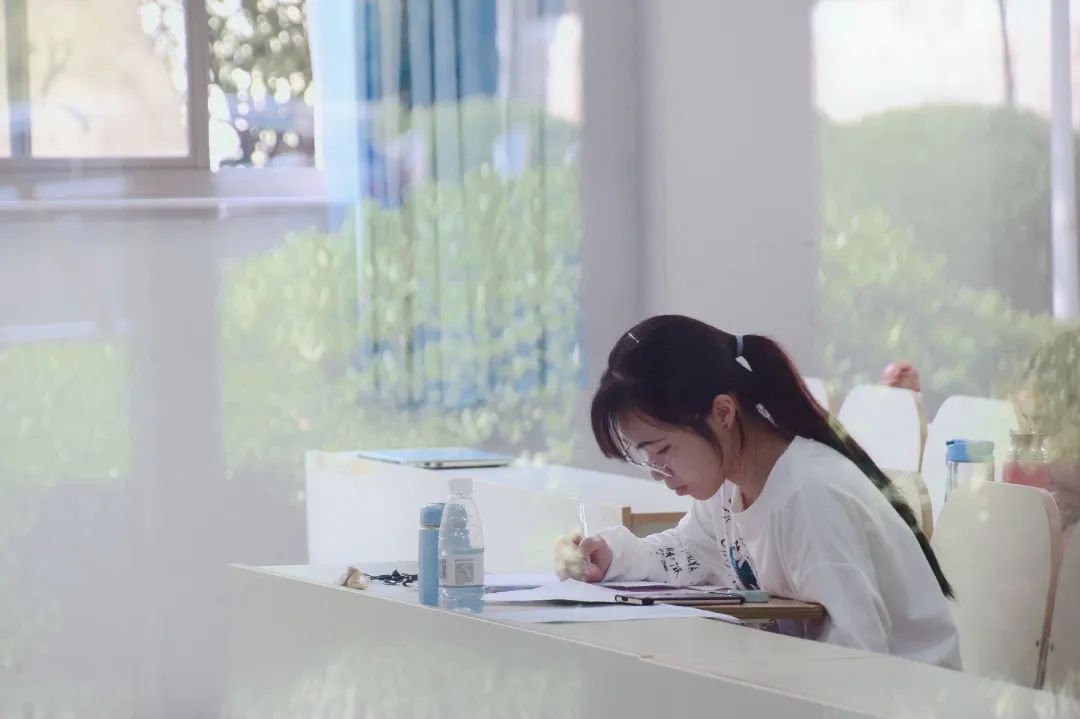 羌铭倩2.jpg