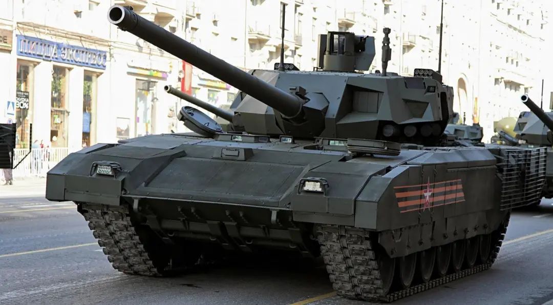 俄罗斯将在阿布扎比防务展上展示T-14“阿玛塔”坦克
