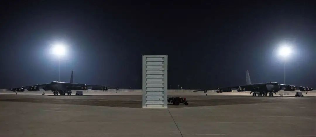 更多B-52战略轰炸机进驻卡塔尔，保障美军安全撤离阿富汗