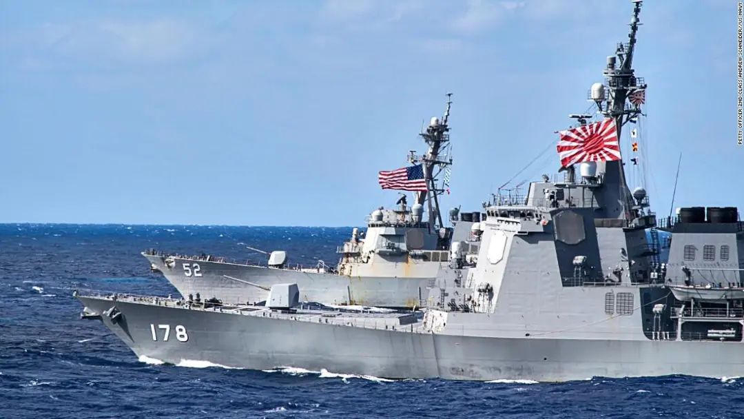给美军当保镖?日本自卫队去年25次保卫美军舰机，曾护卫美舰收集导弹情报