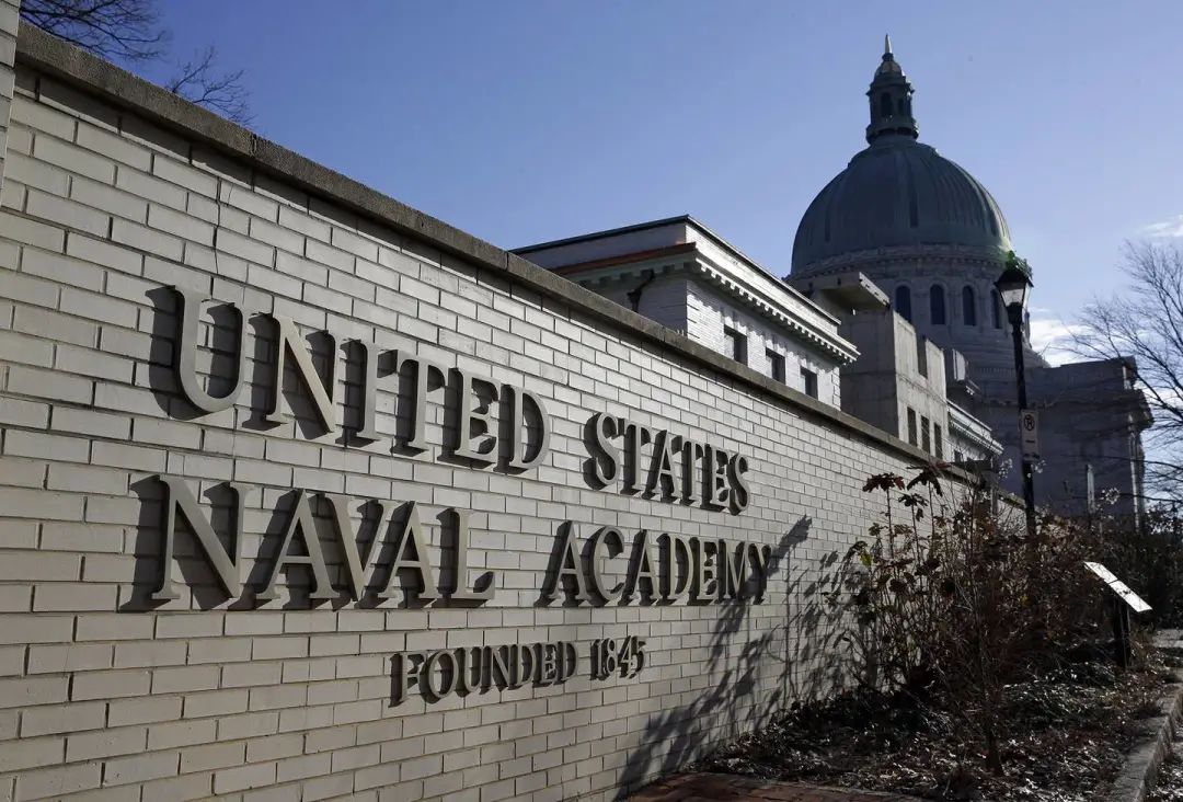 美国海军学院期末考试大规模违纪：18人作弊被开除，85人遭其他处罚