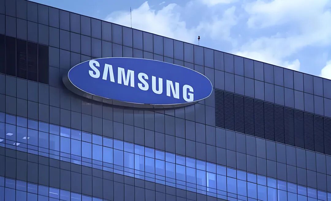 三星大楼顶发光标识 - 楼顶广告牌