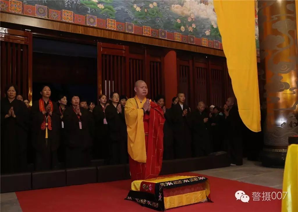 江西末山九峰禅寺举行大雄宝殿佛像开光暨寺院落成庆典