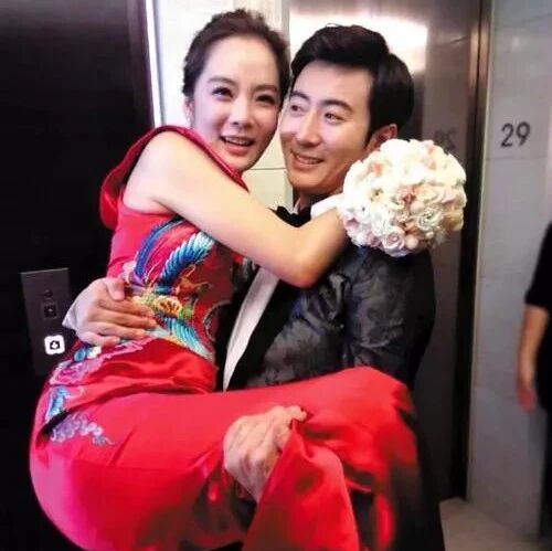 蔡琳高梓淇被曝离婚!女方删光微博男方称发生..