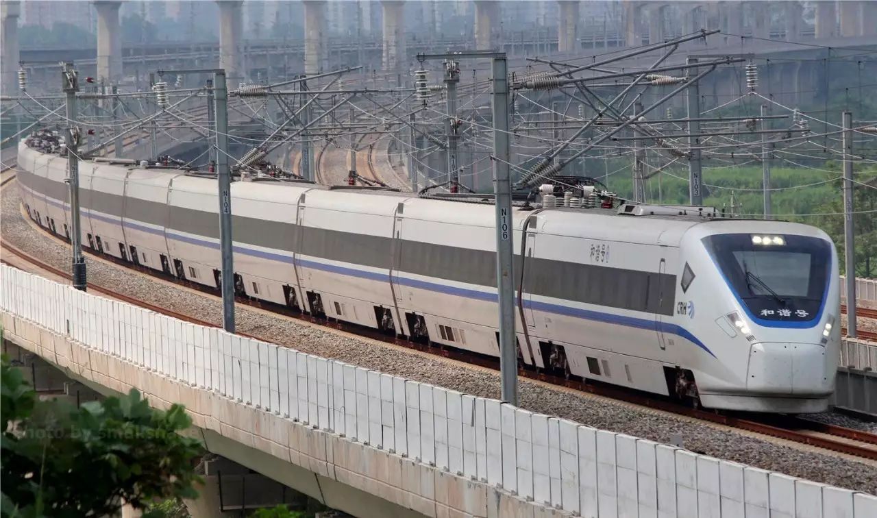 据说很多铁路人球盟会对铁路知识的中国“机车”大全并不完全认识
