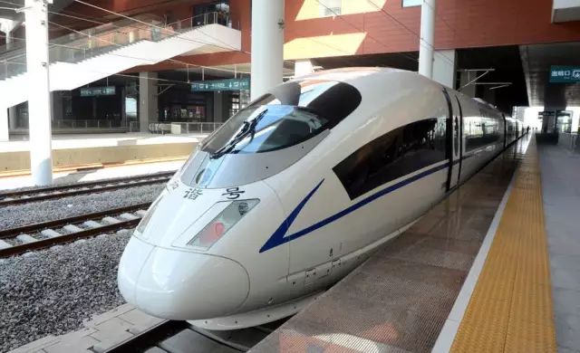 据说很多铁路人对铁路中国铁路第一代客车,铁路25k型客车空调控制柜的常见故障及处理,2016漯阜铁路开通客车知识的中国“机车”大全并不完全认识