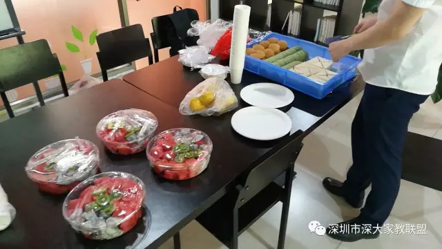 http://7xo6kd.com1.z0.glb.clouddn.com/upload-ueditor-image-20170612-1497262895453061075.jpg