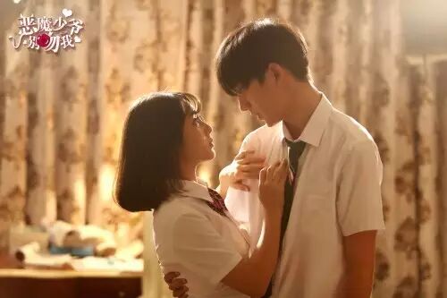 恶魔少爷别吻我——光听这名称，我就想看这部剧了