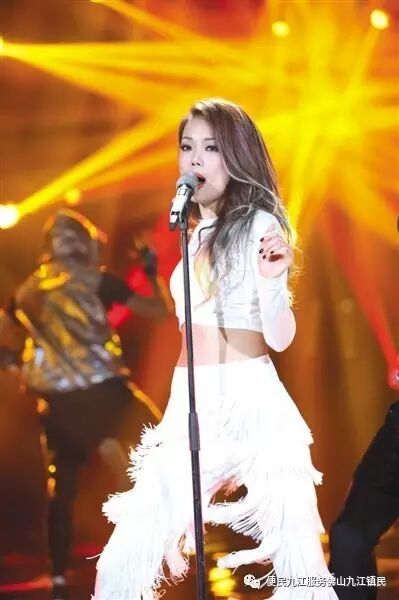 「單身過情人節」10首容祖兒悲慘情歌!