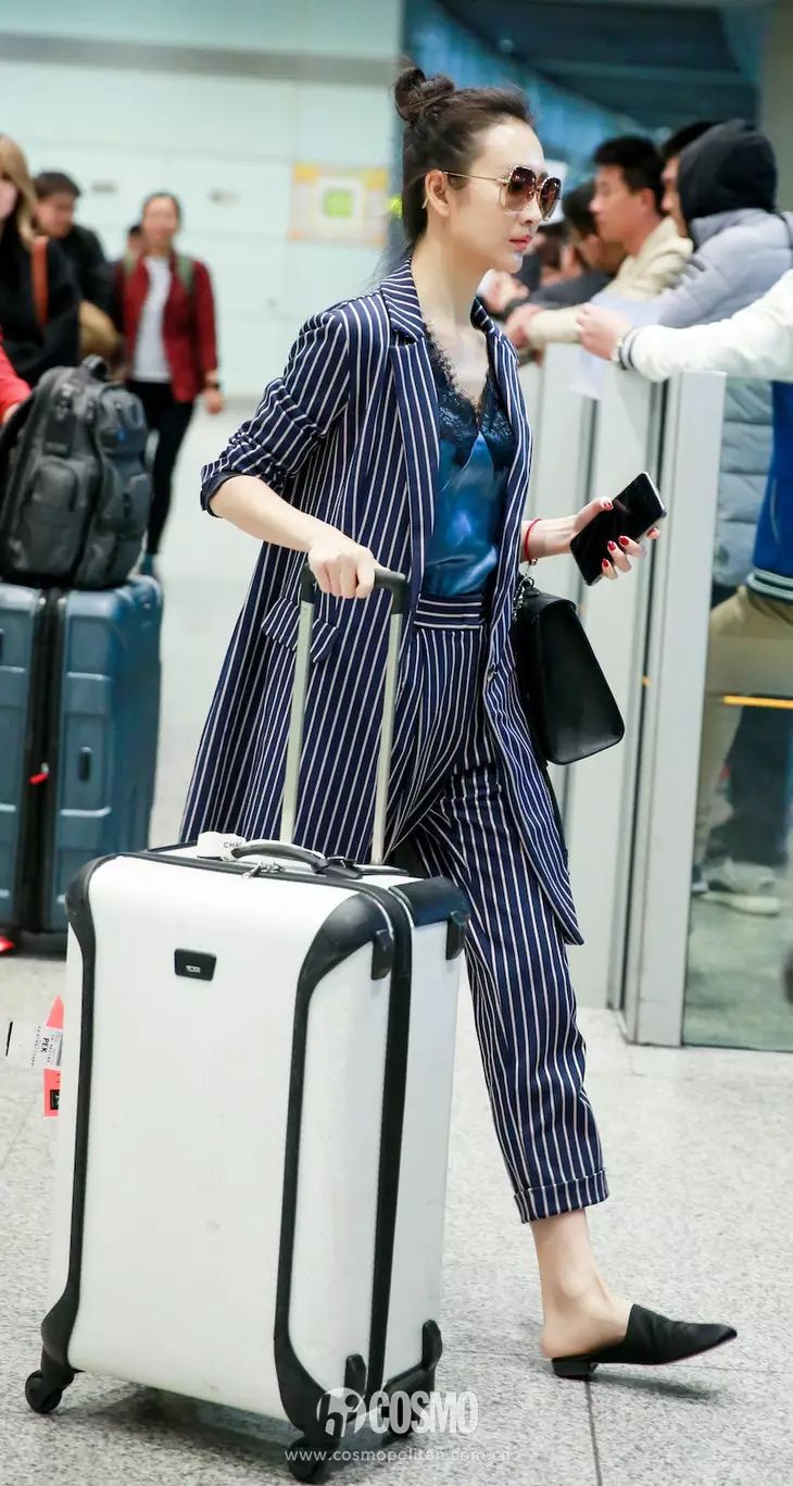 王鸥  