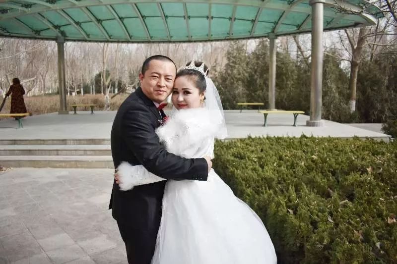没有彩礼没有嫁妆东北汉子孙巍与库尔勒姑娘麦尔哈巴的爱情如此轻奢