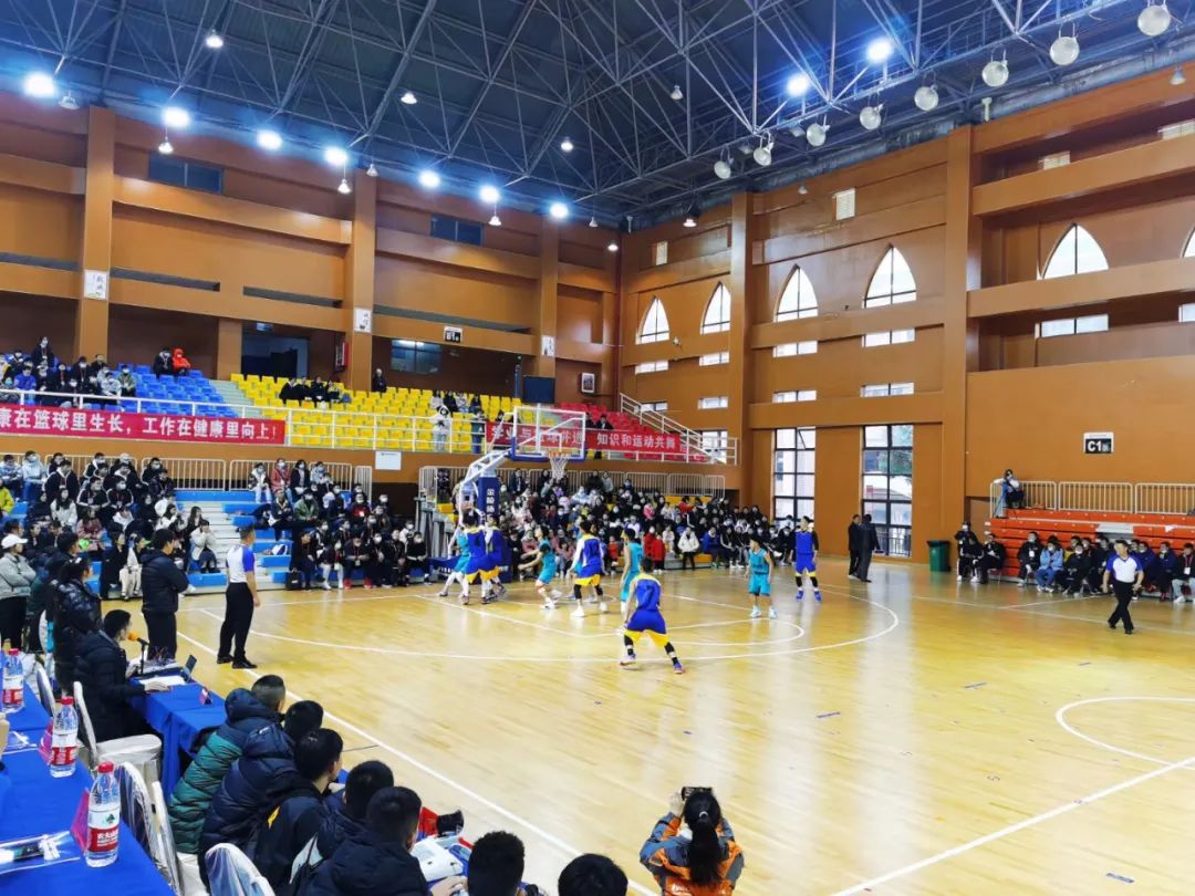 2020年全省大学生篮球赛暨cuba选拔赛在清镇开幕