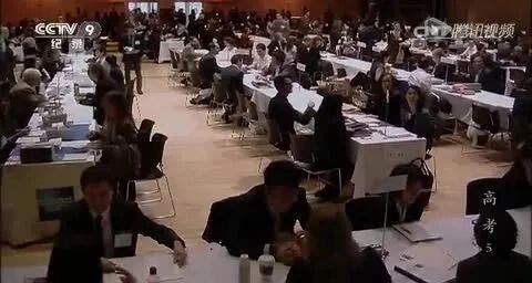 央视励志纪录片《高考》六：2400万学生的命运，掌握在他们手中-1