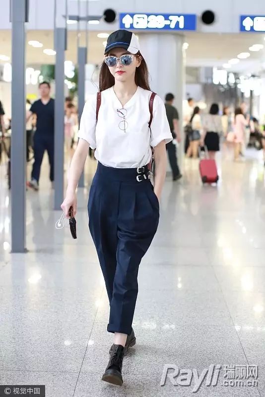 平底战胜高跟?刘诗诗穿平底鞋的6个技巧即舒服又超显腿长