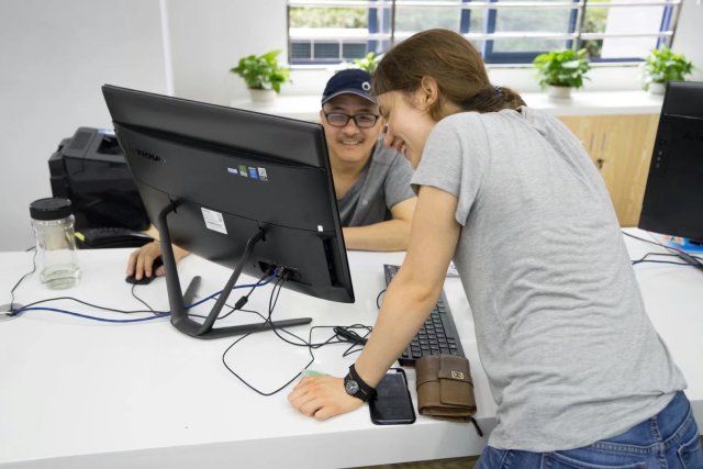 大家好，给大家介绍一下，这是东南大学综合服务大厅(东南大学综合服务中心)
