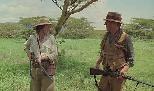 离异无子，情人去世，经商失败，后靠写作获得新生