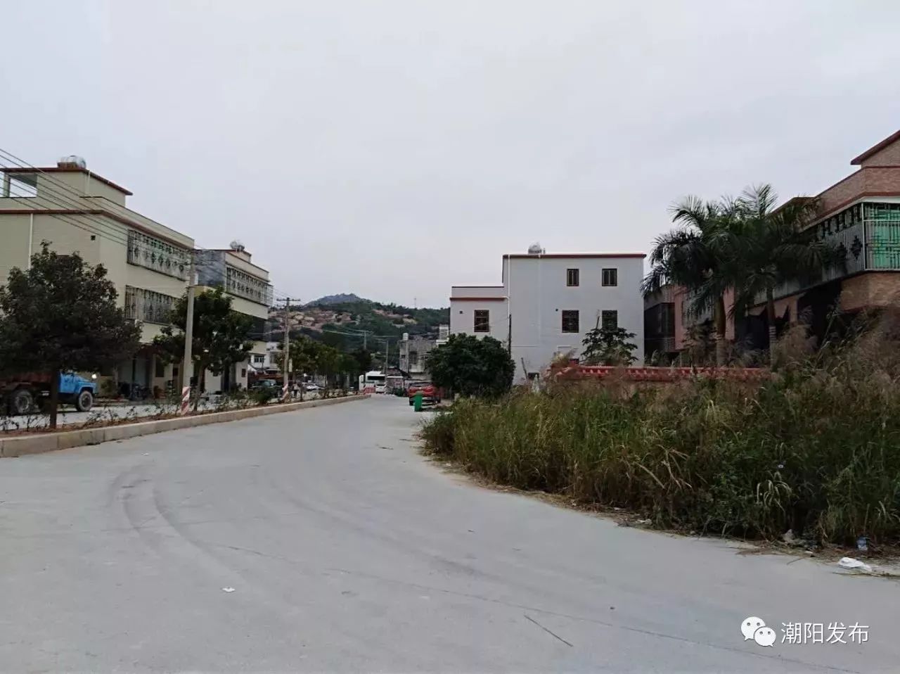 via 潮阳发布 位于潮阳区西胪镇的岩前村,原属二战时期的革命老区